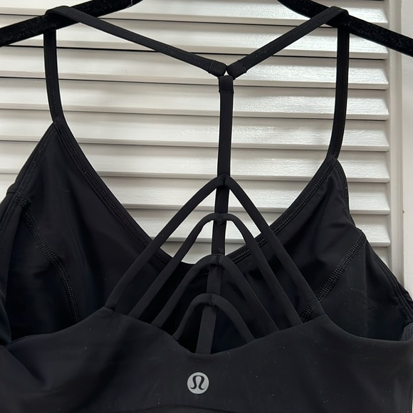 Lululemon Get Strappy Bra Black Size Smalll - Picture 3 of 3